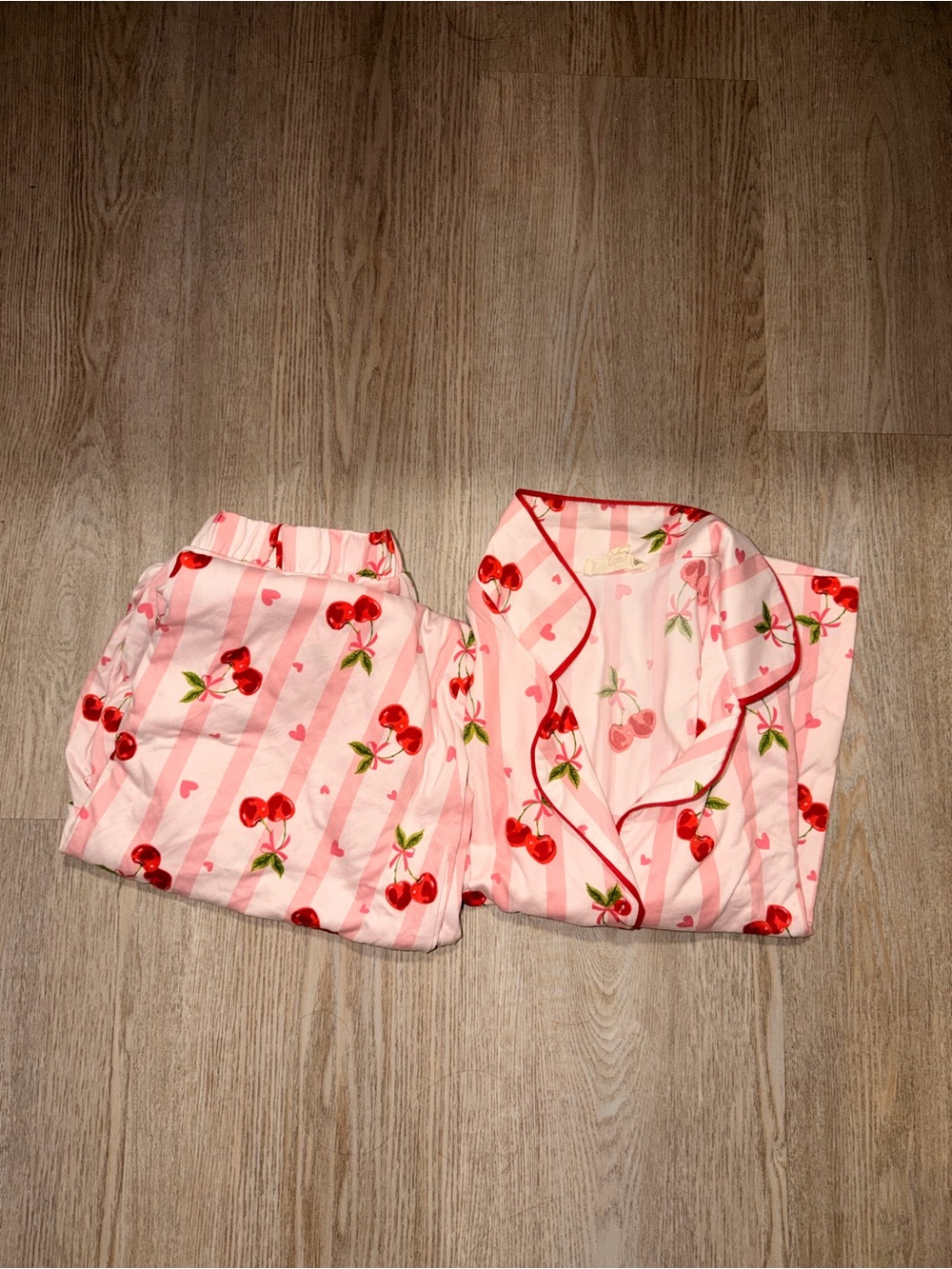 Women’s Pink Cherry-Print Long Pajama Set - Picture 5 of 5